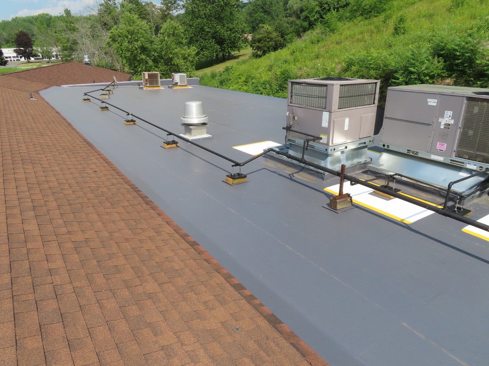 Vet hospital roof repacement in Wappingers Falls